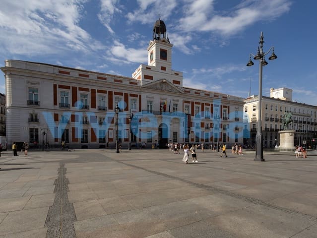 Garasje til salgs i Sol, Madrid by - € 52 000 (Ref: 9957596)
