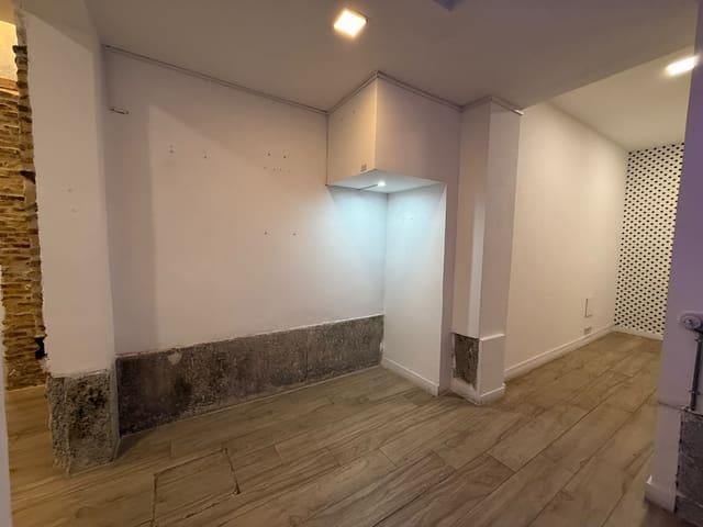 Negocio en Universidad, Madrid ciudad en alquiler - 2.400 € (Ref: 9959361)