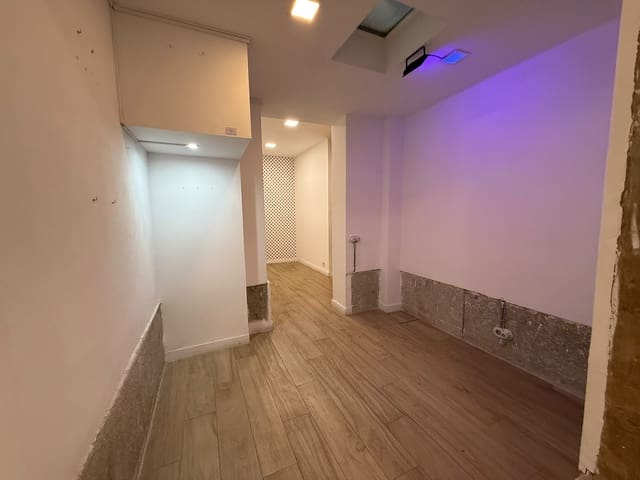 Negocio en Universidad, Madrid ciudad en alquiler - 2.400 € (Ref: 9959361)