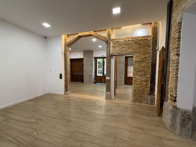 Negocio en Universidad, Madrid ciudad en alquiler - 2.400 € (Ref: 9959361)