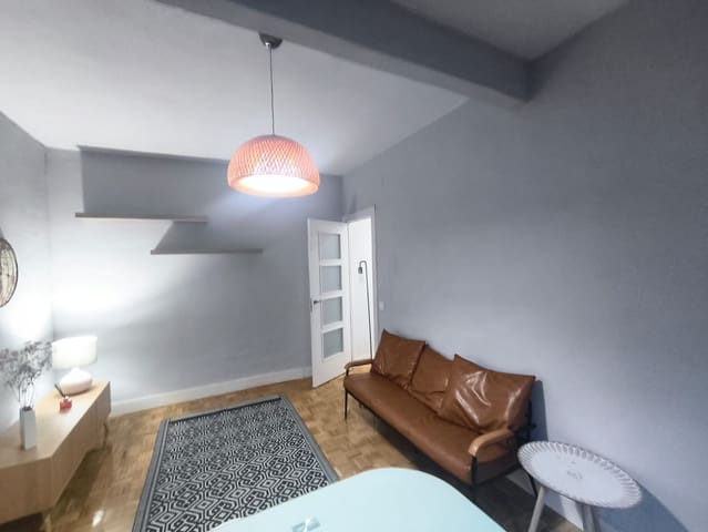 2 soverom Leilighet til leie i Castillejos, Madrid by - € 1 650 (Ref: 9962287)