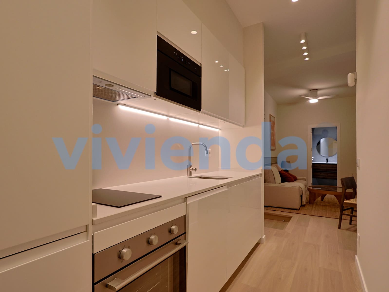 Appartement de 2 chambres à louer à Madrid ville - 1 895 € (Ref: 9964866)