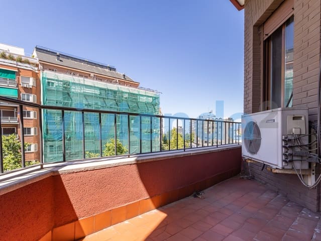 4 sypialnia Mieszkanie na sprzedaż w Guindalera, Miasto Madryt z garażem - 1 550 000 € (Ref: 9967533)