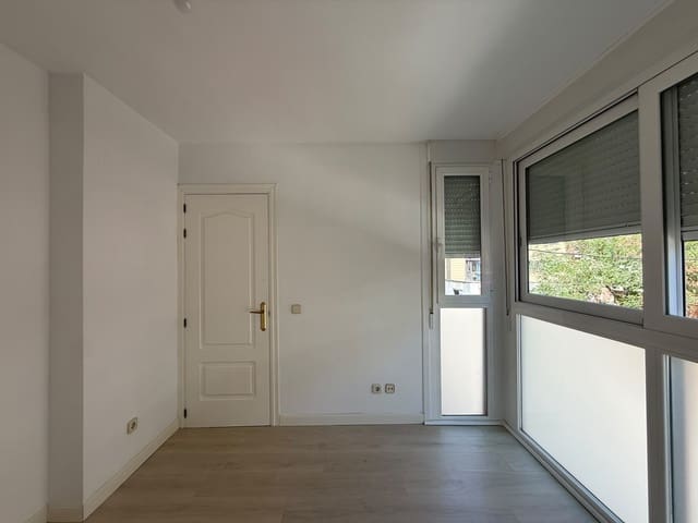 1 soverom Leilighet til leie i Bellas Vistas, Madrid by - € 1 100 (Ref: 9972964)