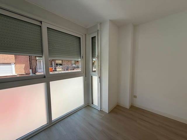 1 soverom Leilighet til leie i Bellas Vistas, Madrid by - € 1 100 (Ref: 9972964)