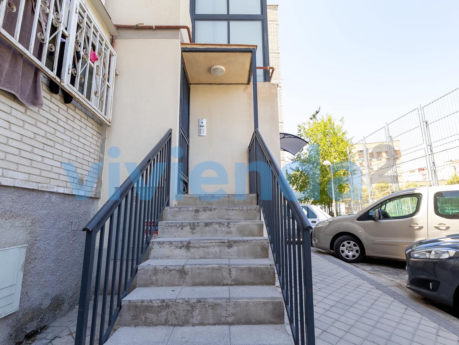 4 slaapkamer Flat te koop in Madrid stad - € 299.000 (Ref: 9974954)