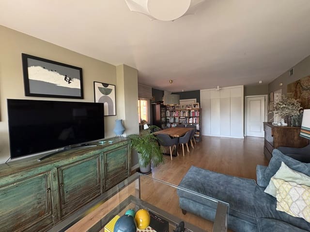 4 soverom Leilighet til leie i Ciudad Jardín, Madrid by med garasje - € 3 480 (Ref: 9974955)