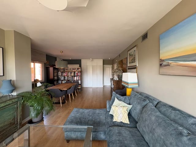 4 soverom Leilighet til leie i Ciudad Jardín, Madrid by med garasje - € 3 480 (Ref: 9974955)