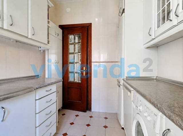 Piso de 4 habitaciones en Concepción, Madrid ciudad en venta - 537.900 € (Ref: 9979548)