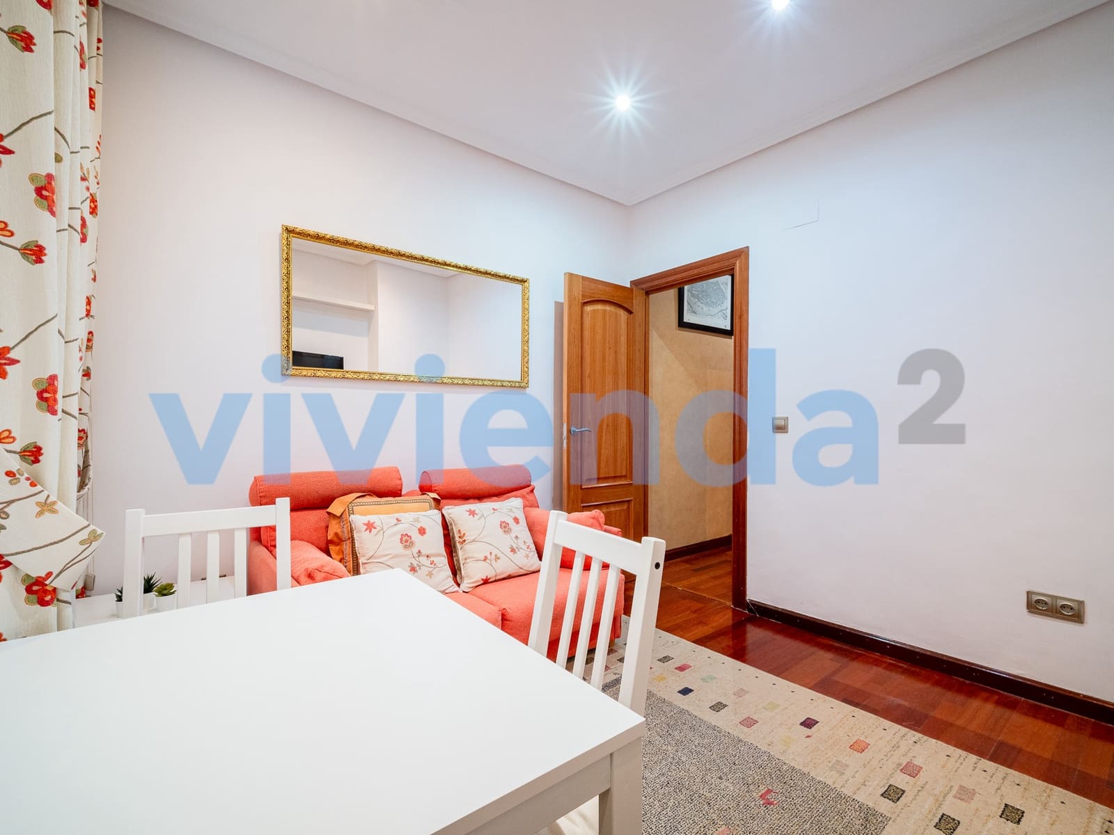 2 soveværelse Lejlighed til leje i Madrid by - € 1.675 (Ref: 9981869)