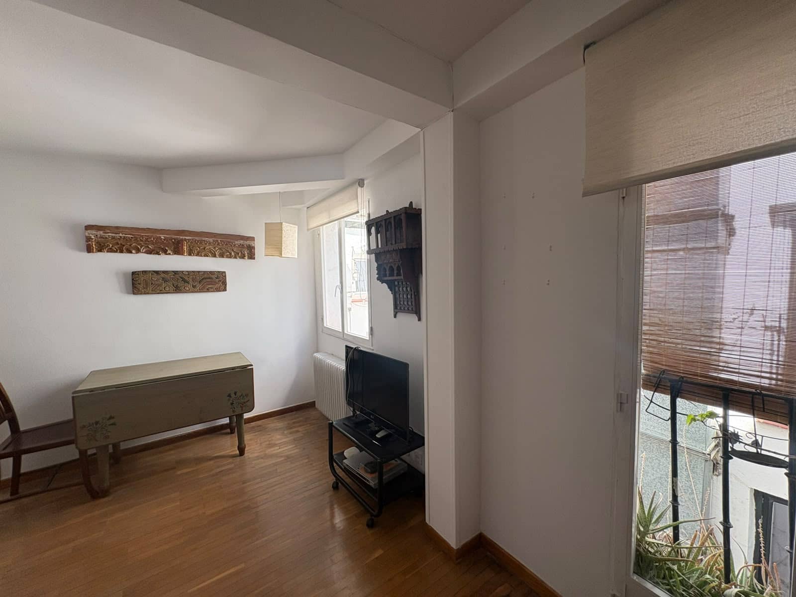 Piso de 2 habitaciones en Madrid ciudad en alquiler - 2.400 € (Ref: 9984514)
