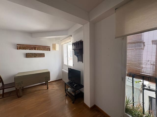 2 quarto Apartamento para arrendar em Palacio, Madrid cidade - 2 400 € (Ref: 9984514)