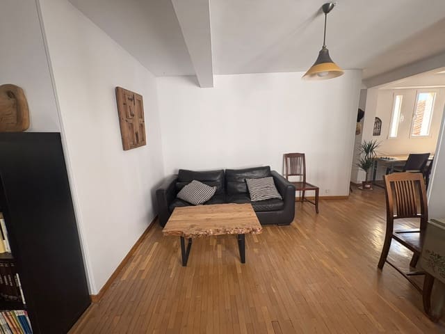 2 quarto Apartamento para arrendar em Palacio, Madrid cidade - 2 400 € (Ref: 9984514)