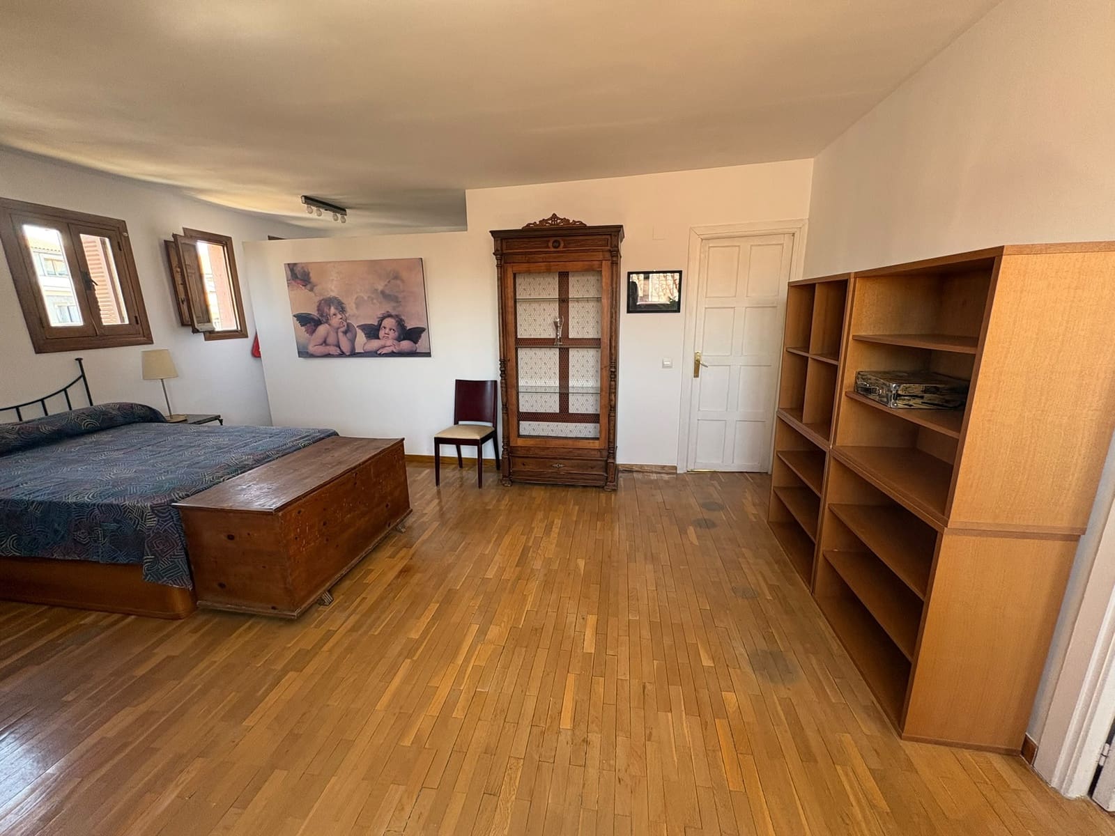 Piso de 2 habitaciones en Madrid ciudad en alquiler - 2.400 € (Ref: 9984514)