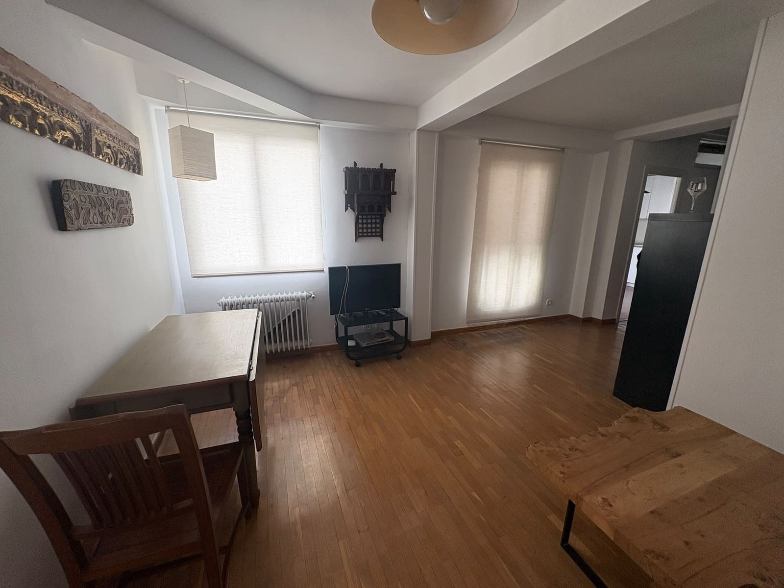 Piso de 2 habitaciones en Madrid ciudad en alquiler - 2.400 € (Ref: 9984514)