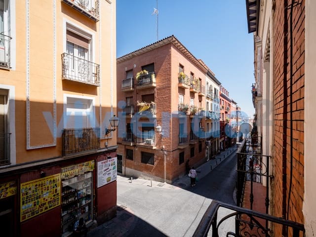3 camera da letto Appartamento da affittare in Embajadores, Madrid città - 2.145 € (Rif: 9984515)