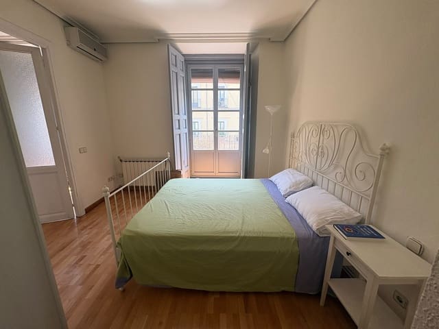 3 camera da letto Appartamento da affittare in Palacio, Madrid città - 1.950 € (Rif: 9984516)