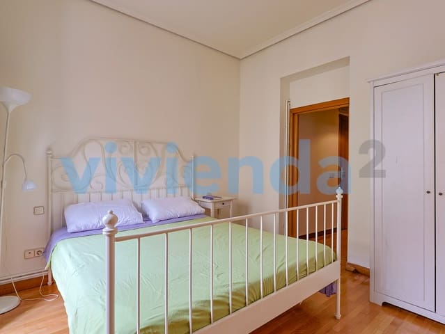 2 slaapkamer Flat te huur in Palacio, Madrid stad - € 1.950 (Ref: 9984516)
