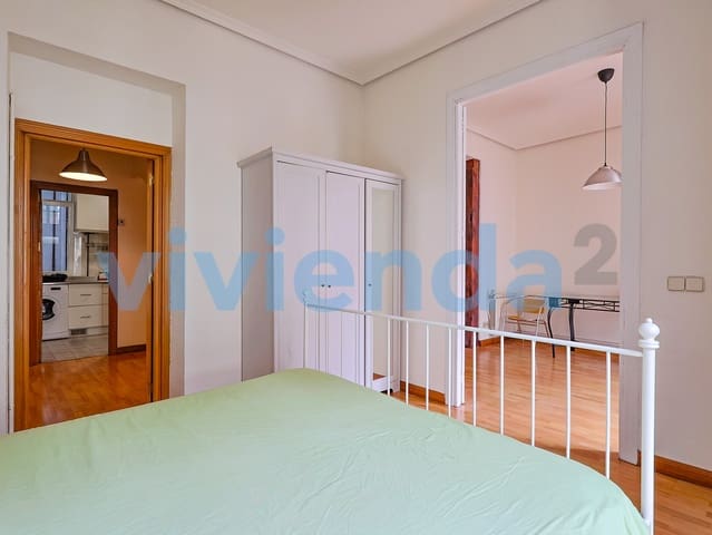 2 slaapkamer Flat te huur in Palacio, Madrid stad - € 1.950 (Ref: 9984516)