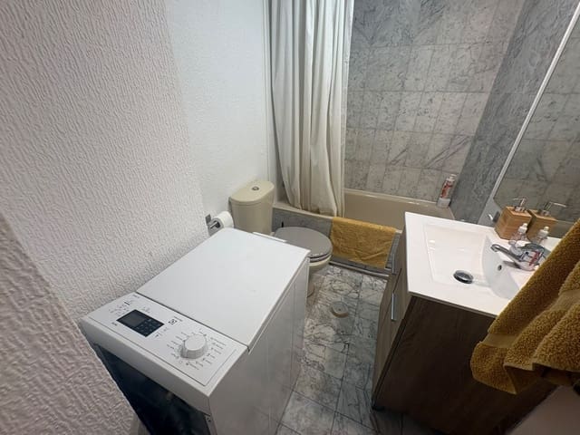 1 quarto Apartamento para arrendar em Lista, Madrid cidade com piscina - 1 295 € (Ref: 9986511)