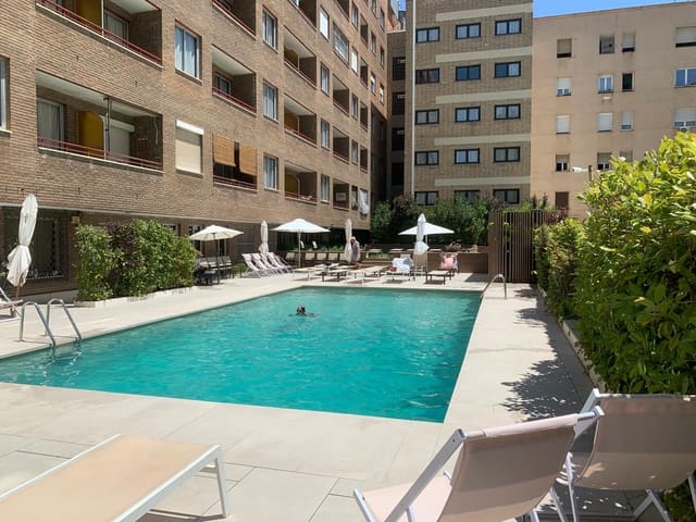 1 sovrum Lägenhet att hyra i Lista, Madrid stad med pool - 1 295 € (Ref: 9986511)