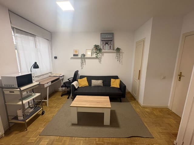 1 sovrum Lägenhet att hyra i Lista, Madrid stad med pool - 1 295 € (Ref: 9986511)