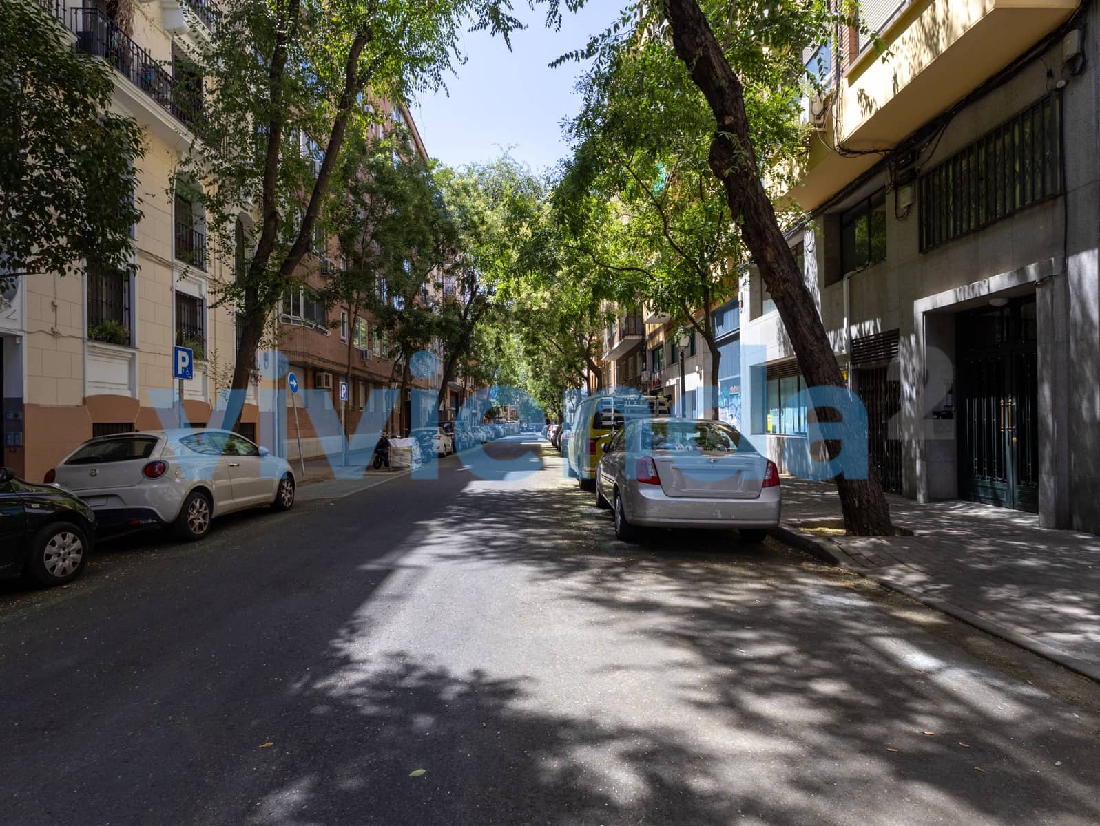 Virksomhed til salg i Madrid by med swimmingpool - € 527.300 (Ref: 9993890)