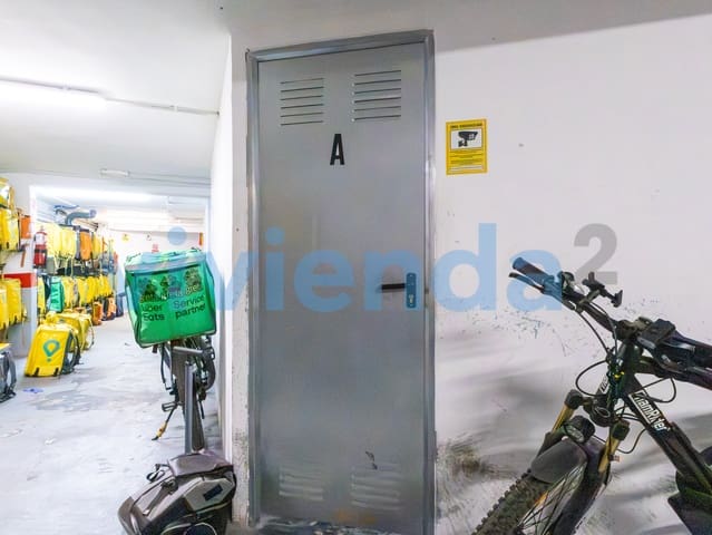 Virksomhed til salg i Ciudad Universitaria, Madrid by med swimmingpool - € 527.300 (Ref: 9993890)