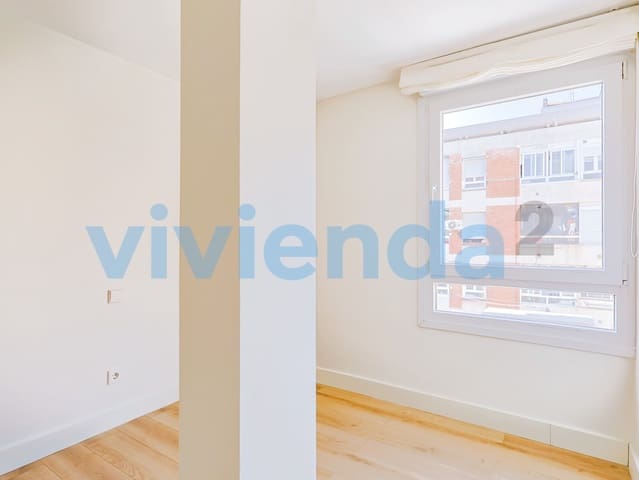3 soveværelse Lejlighed til salg i Hispanoamérica, Madrid by - € 995.000 (Ref: 9993891)