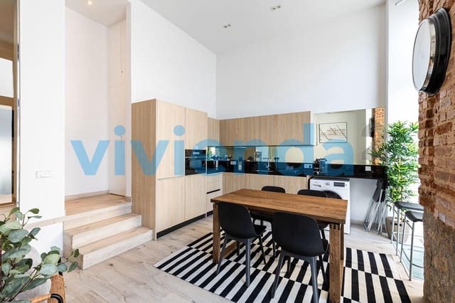2 makuuhuone Asunto vuokrattavana paikassa Argüelles, Madrid kaupunki - 2 100 € (Ref: 9993893)