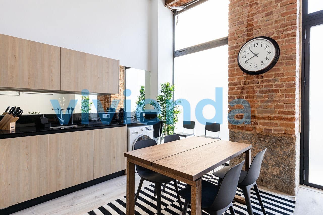 2 makuuhuone Asunto vuokrattavana paikassa Madrid kaupunki - 2 100 € (Ref: 9993893)