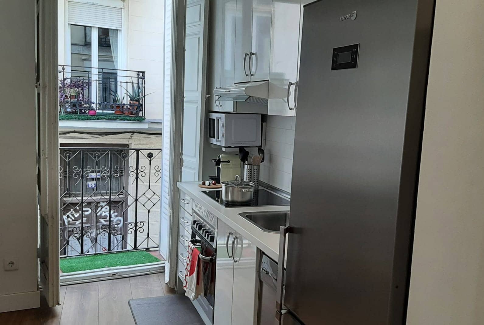 2 makuuhuone Asunto vuokrattavana paikassa Madrid kaupunki - 2 000 € (Ref: 9993894)