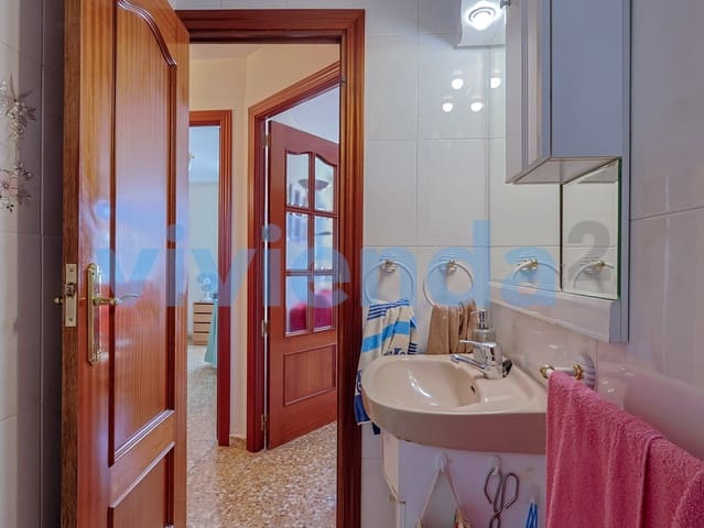 3 soverom Leilighet til salgs i Apostol Santiago, Madrid by - € 392 500 (Ref: 9996736)