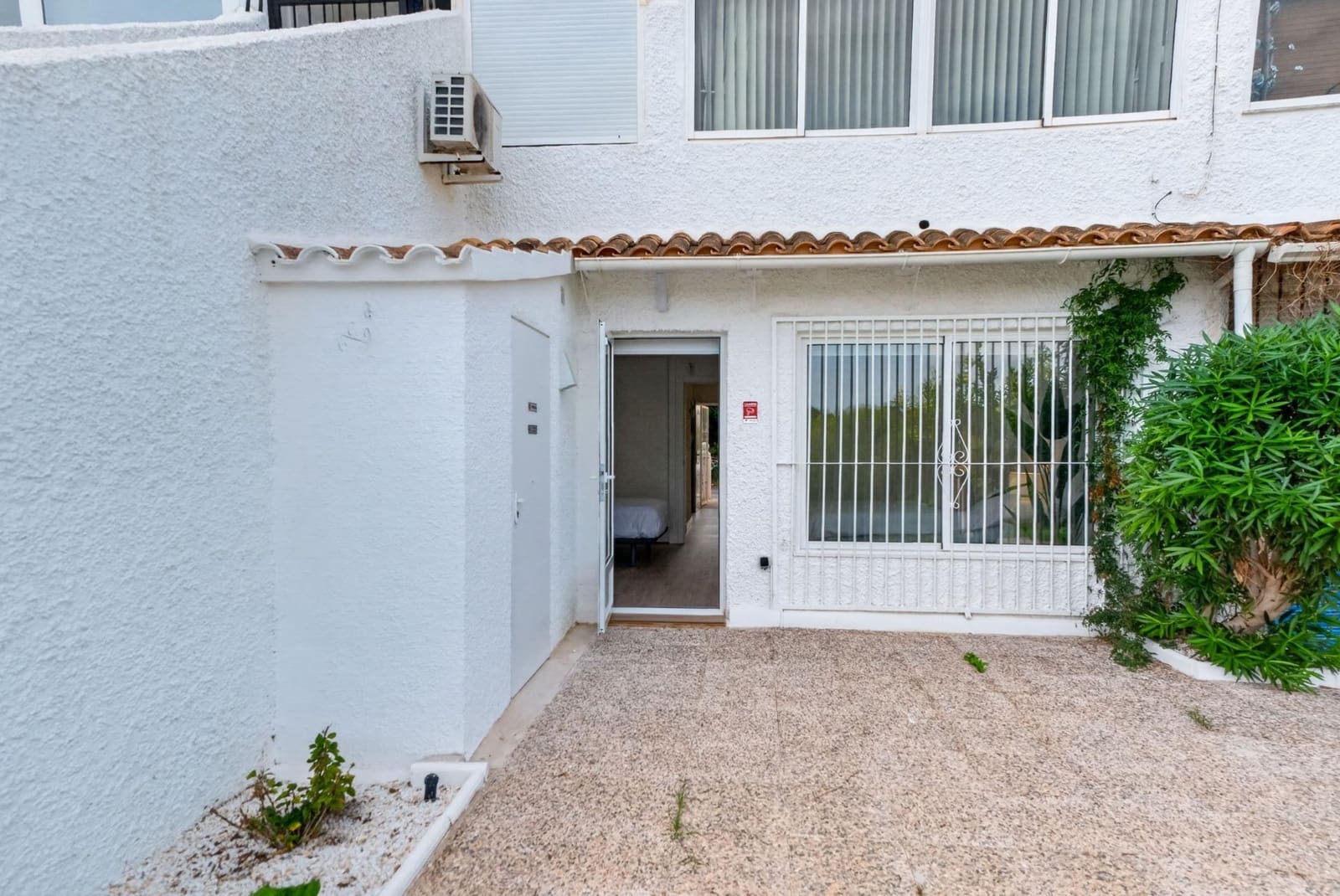 2 Zimmer Bungalow zu verkaufen in Villamartin - 199.000 € (Ref: 10139847)