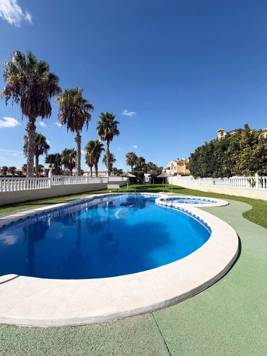 2 camera da letto Bungalow in vendita in Orihuela Costa con piscina - 190.000 € (Rif: 10155410)