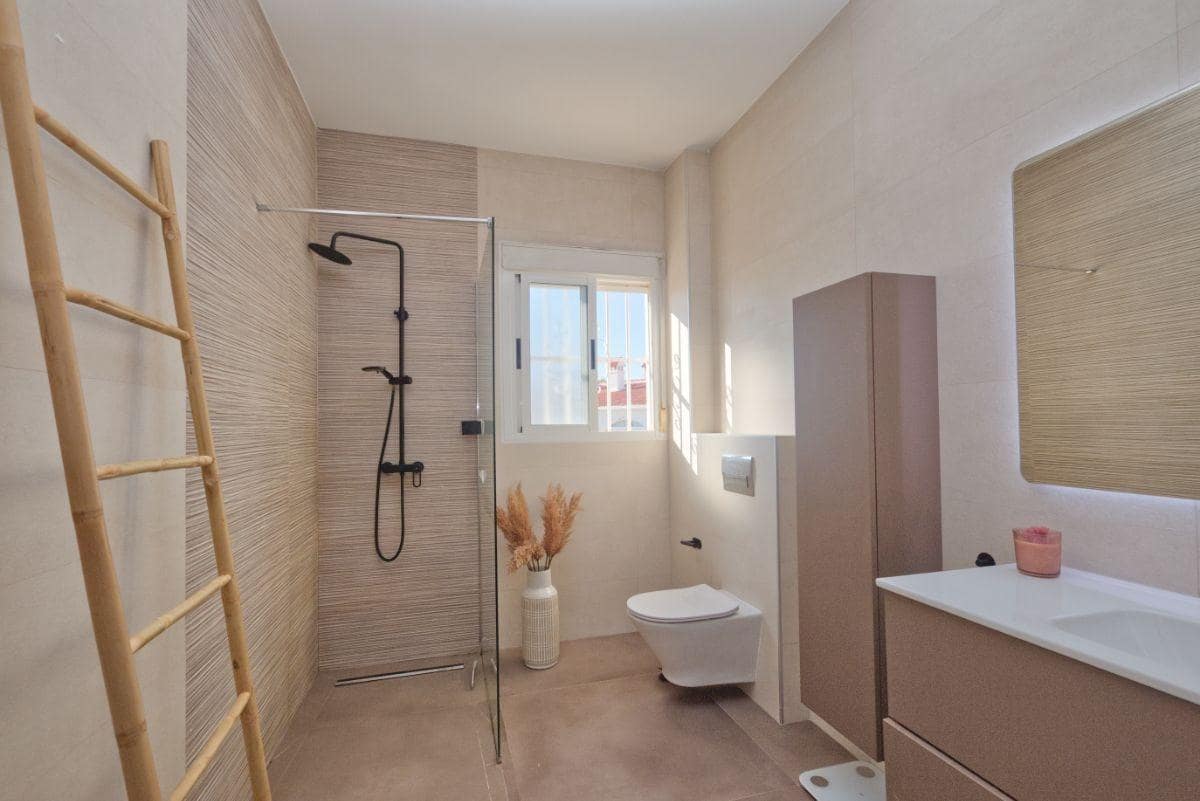 3 soveværelse Lejlighed til salg i Dona Pepa med swimmingpool - € 239.000 (Ref: 10166797)