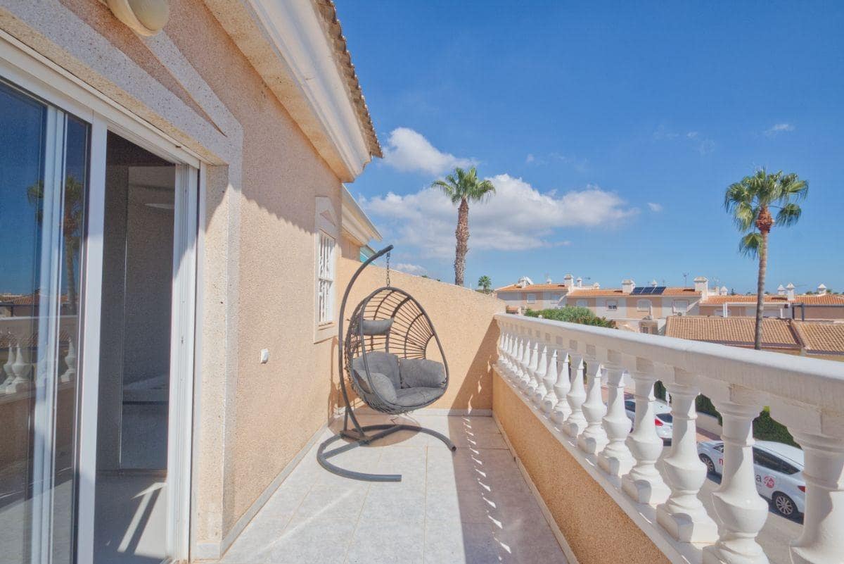 3 soveværelse Lejlighed til salg i Dona Pepa med swimmingpool - € 239.000 (Ref: 10166797)