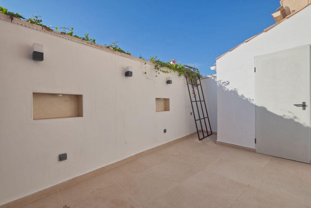 3 soveværelse Lejlighed til salg i Dona Pepa med swimmingpool - € 239.000 (Ref: 10166797)