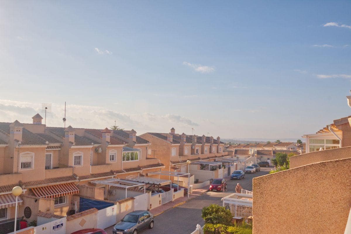 3 soveværelse Lejlighed til salg i Dona Pepa med swimmingpool - € 239.000 (Ref: 10166797)