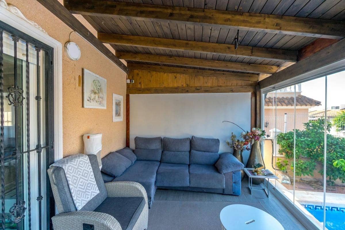 3 sypialnia Willa na sprzedaż w La Regia z basenem garażem - 390 000 € (Ref: 10168600)