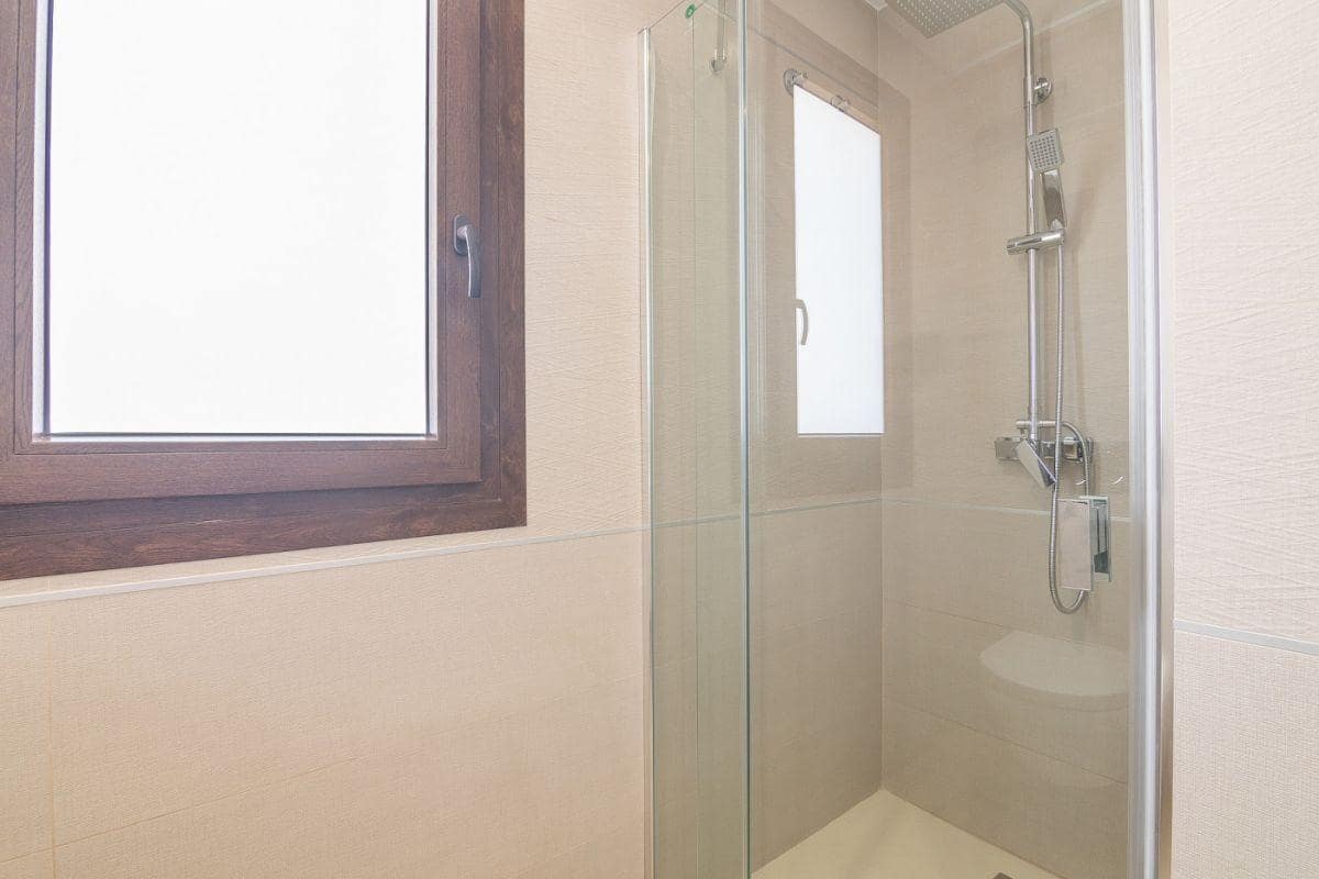 2 makuuhuone Bungalow myytävänä paikassa Los Balcones mukana uima-altaan 
autotalli - 309 900 € (Ref: 6350786)