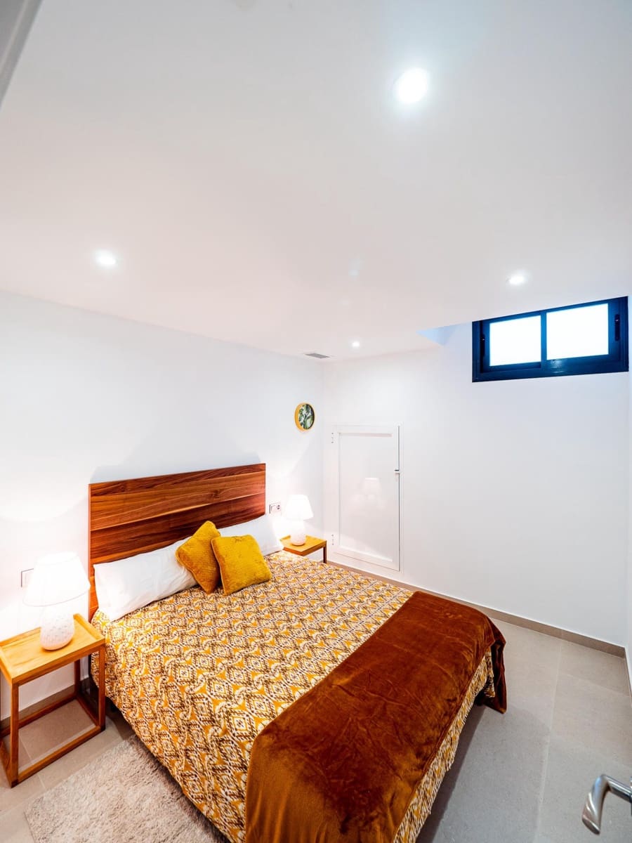 3 bedroom Villa for sale in Algorfa with pool - € 449,000 (Ref: 6350818)