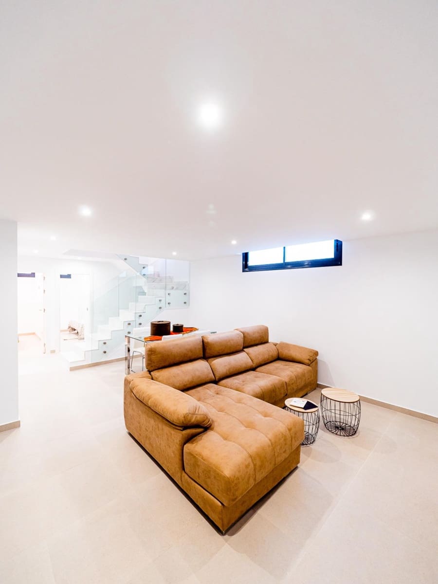 3 bedroom Villa for sale in Algorfa with pool - € 449,000 (Ref: 6350818)