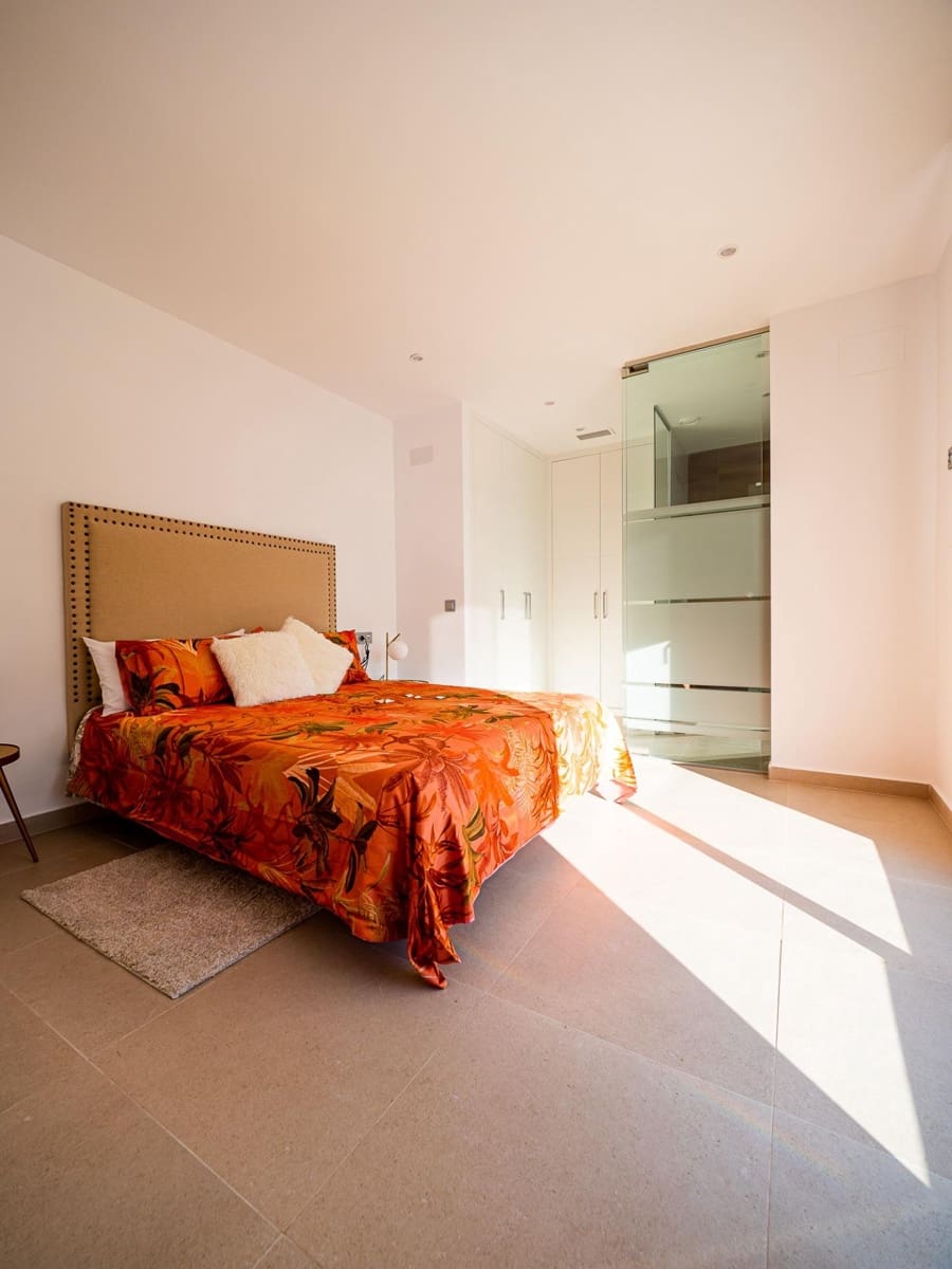 3 bedroom Villa for sale in Algorfa with pool - € 449,000 (Ref: 6350818)