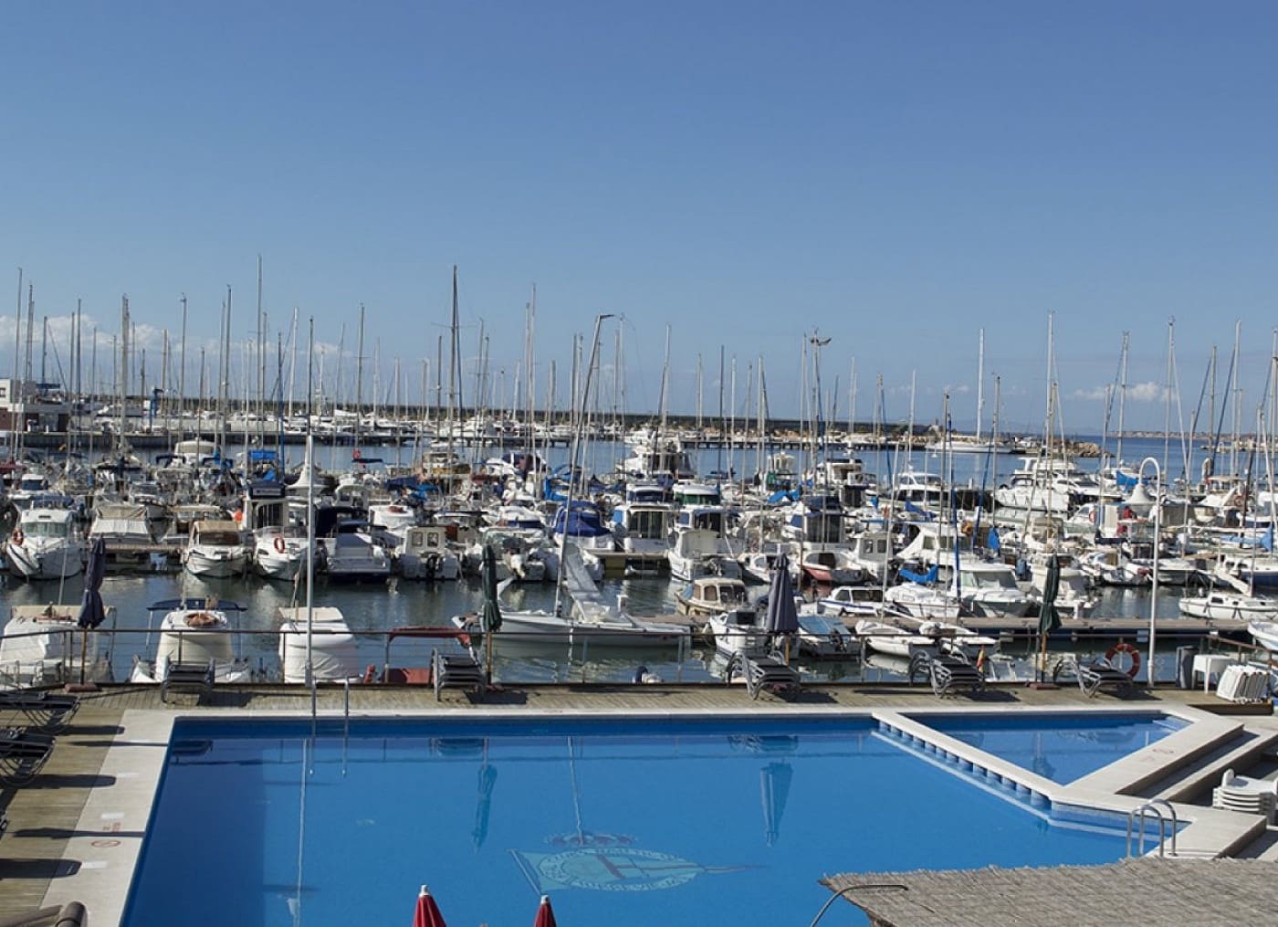 3 makuuhuone Huvila myytävänä paikassa Torrevieja mukana uima-altaan 
autotalli - 600 000 € (Ref: 6350874)