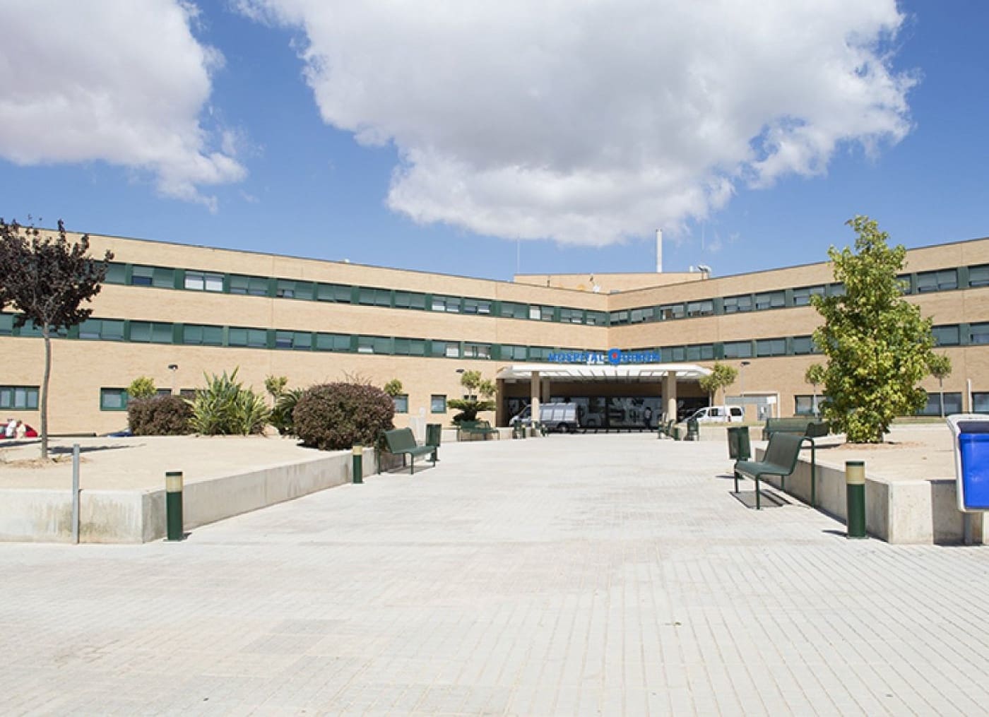 3 makuuhuone Huvila myytävänä paikassa Torrevieja mukana uima-altaan 
autotalli - 600 000 € (Ref: 6350874)