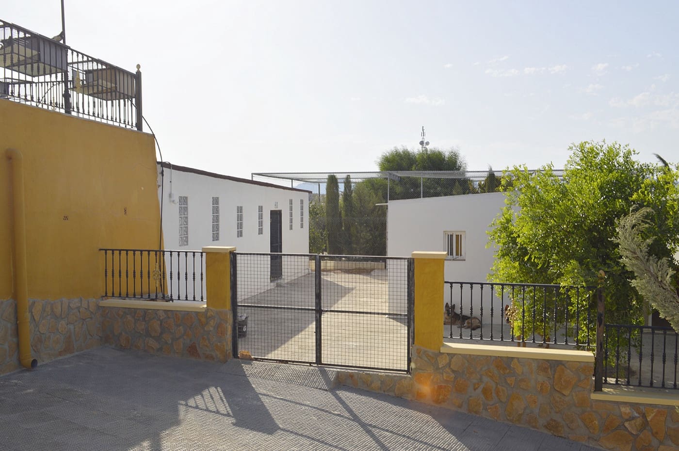 2 soveværelse Finca/Landehus til salg i Bigastro med swimmingpool garage - € 550.000 (Ref: 6350895)