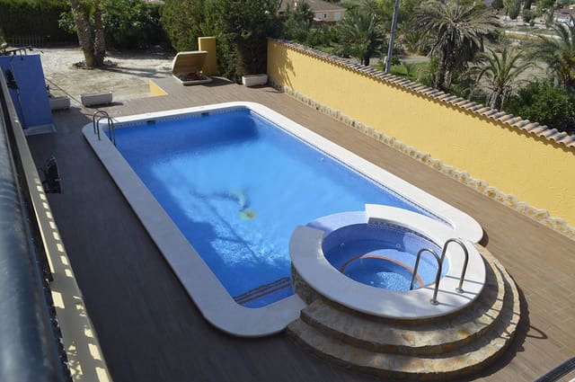 2 bedroom Finca/Country House for sale in Bigastro with pool garage - € 550,000 (Ref: 6350895)