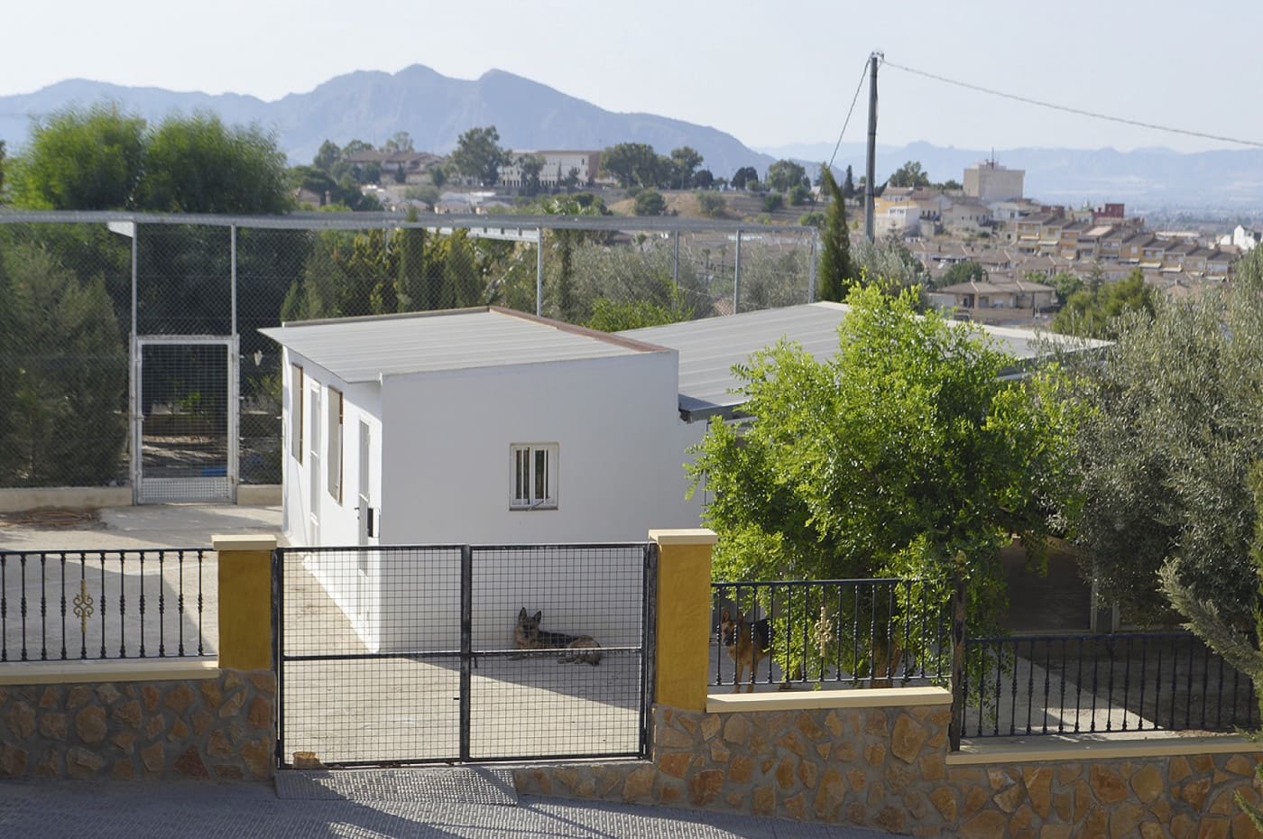 2 soveværelse Finca/Landehus til salg i Bigastro med swimmingpool garage - € 550.000 (Ref: 6350895)