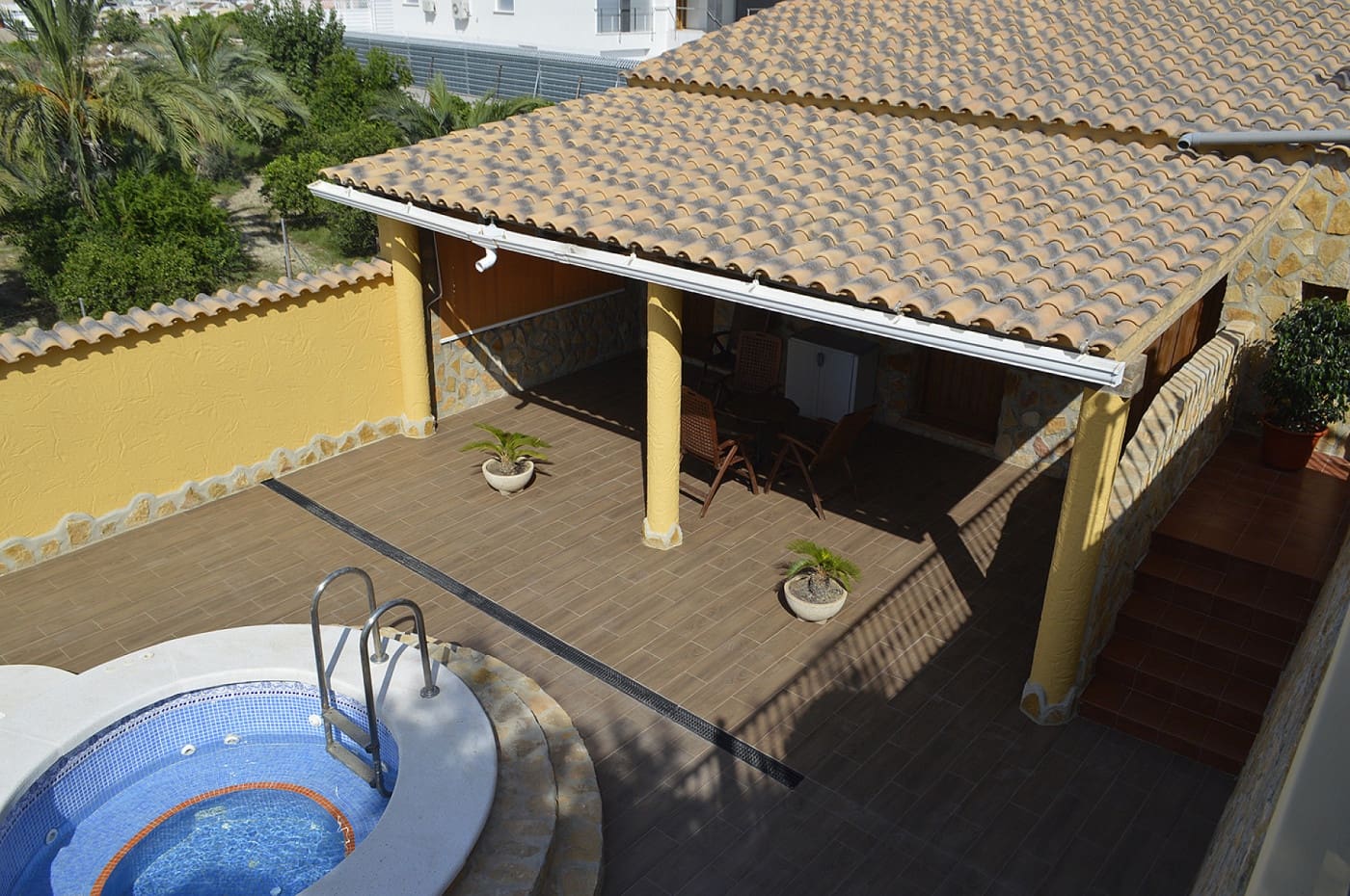 2 soveværelse Finca/Landehus til salg i Bigastro med swimmingpool garage - € 550.000 (Ref: 6350895)